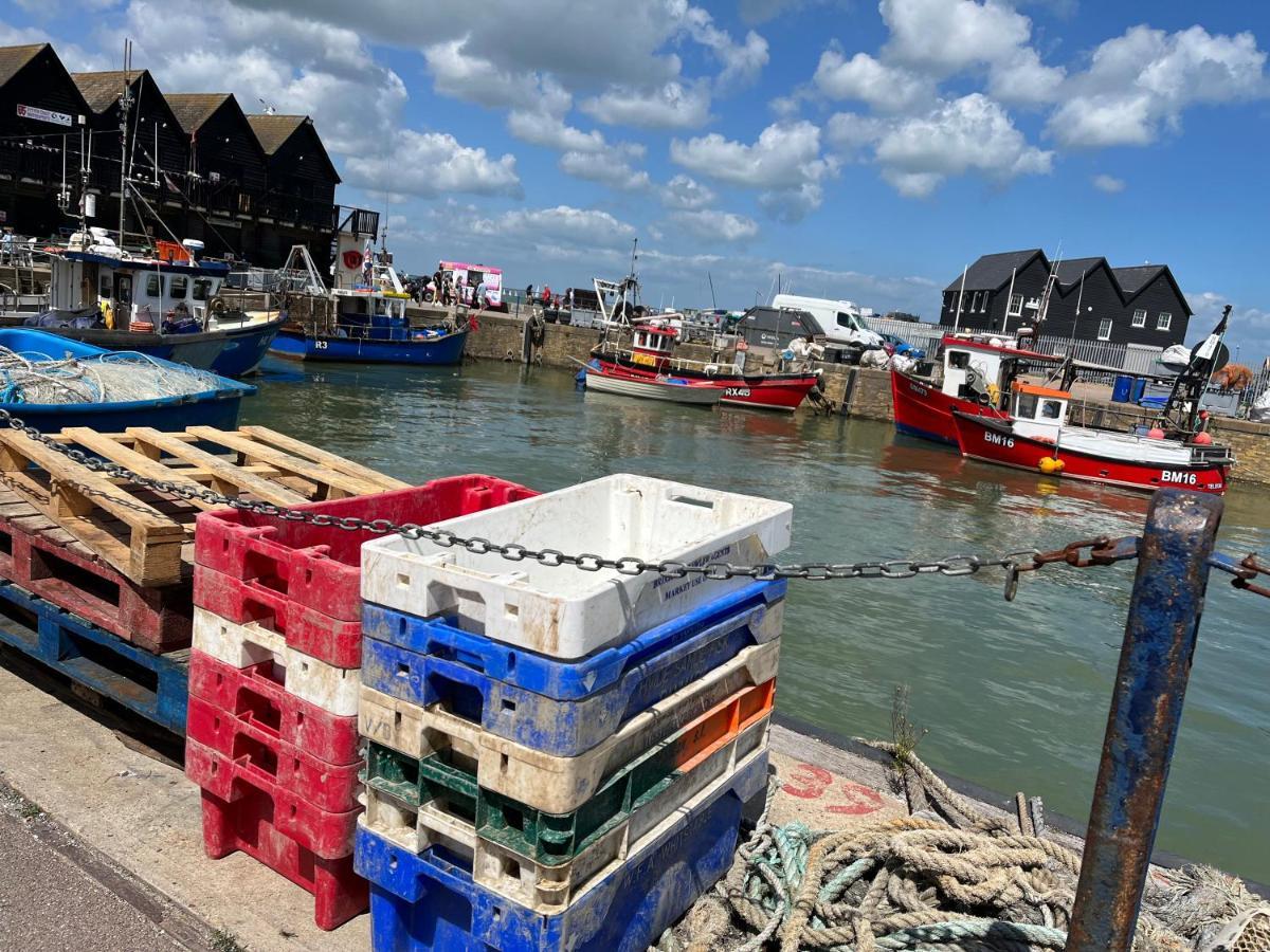 Whitstable The Jolly Villa Екстериор снимка