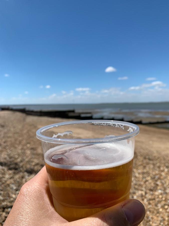 Whitstable The Jolly Villa Екстериор снимка